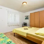 Posavec * Pinezići