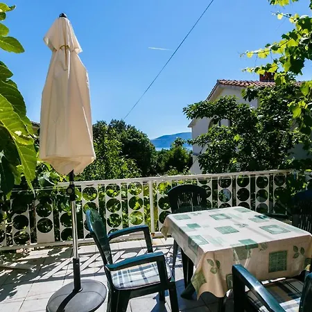 Posavec * Pinezici (Krk)